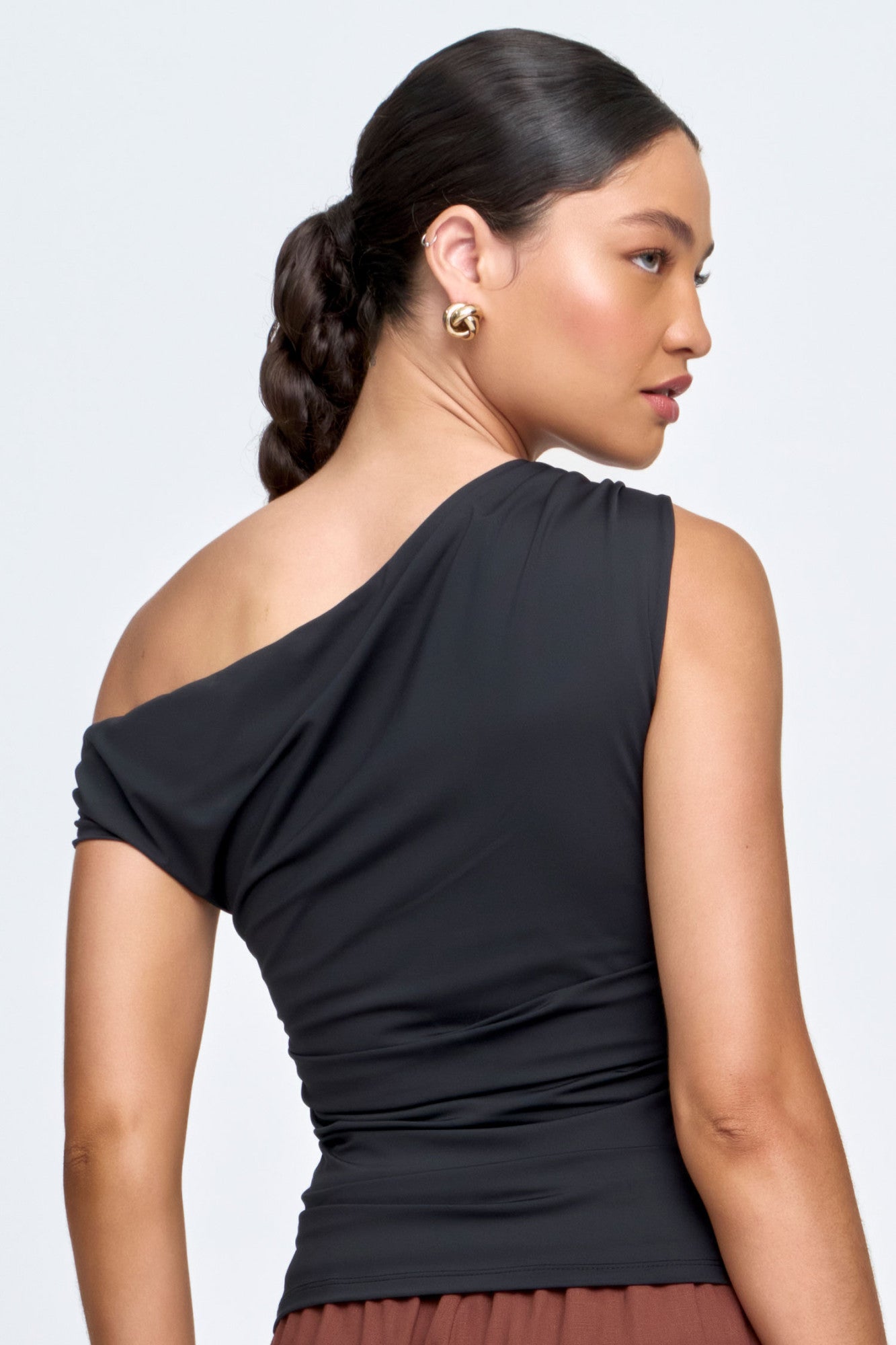 Blusa Feminina de Malha com Pregas e Detahe no Ombro Preto