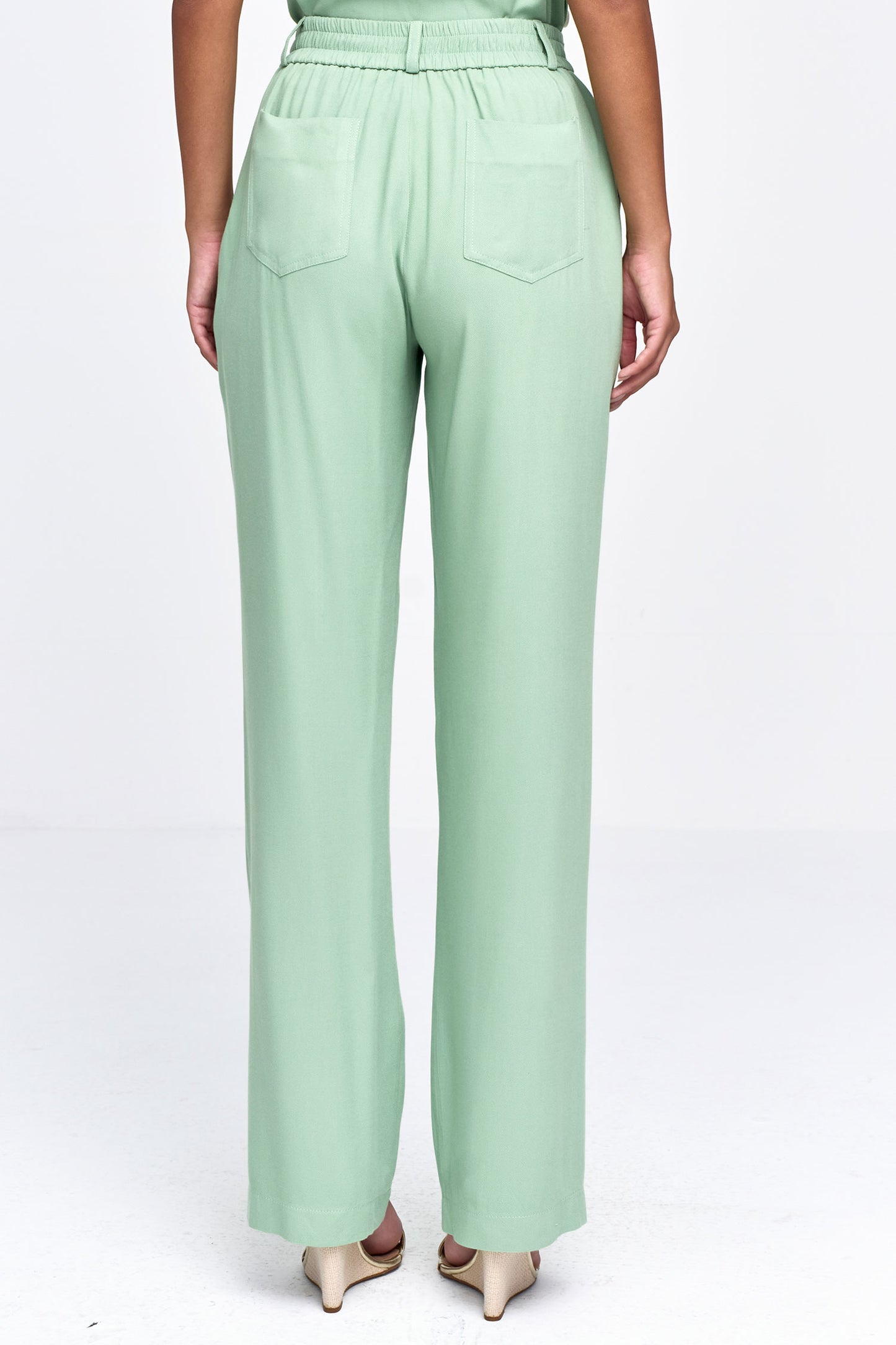 Calça Alfaiataria Com Cinto Verde