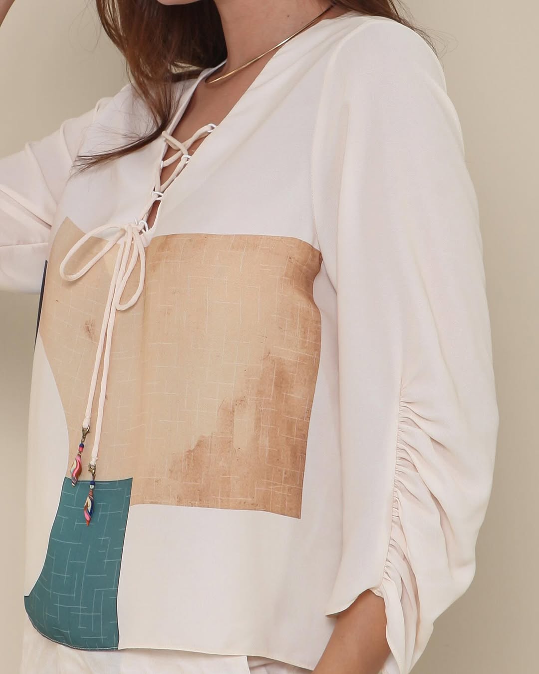 Blusa com Mangas Estampa Exclusiva Yumarimel