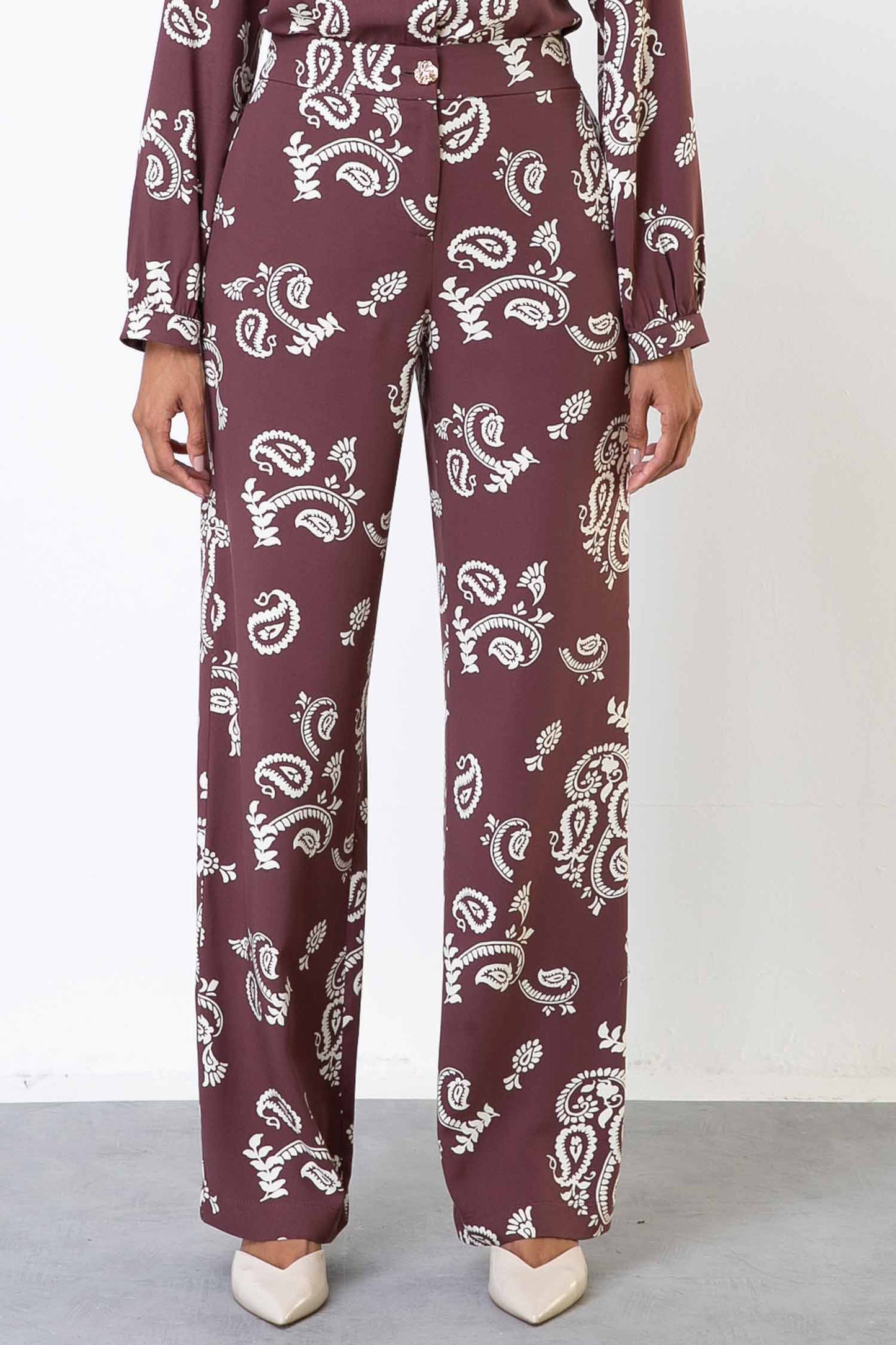 Calça Viscocrepe Estampada Marrom