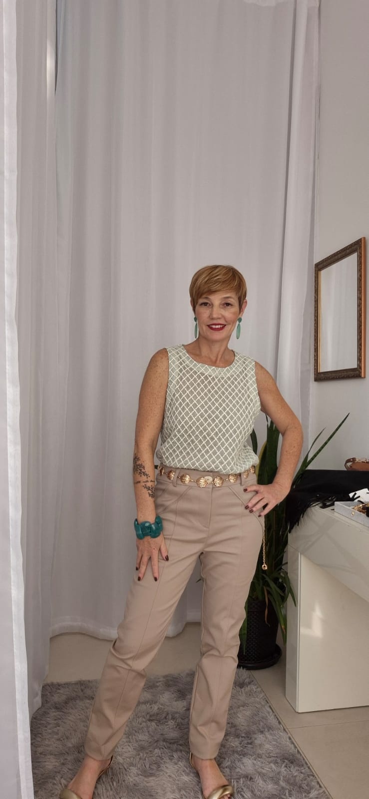 BLUSA CHIFFON BORDADO GOTA NAS COSTAS VERDE