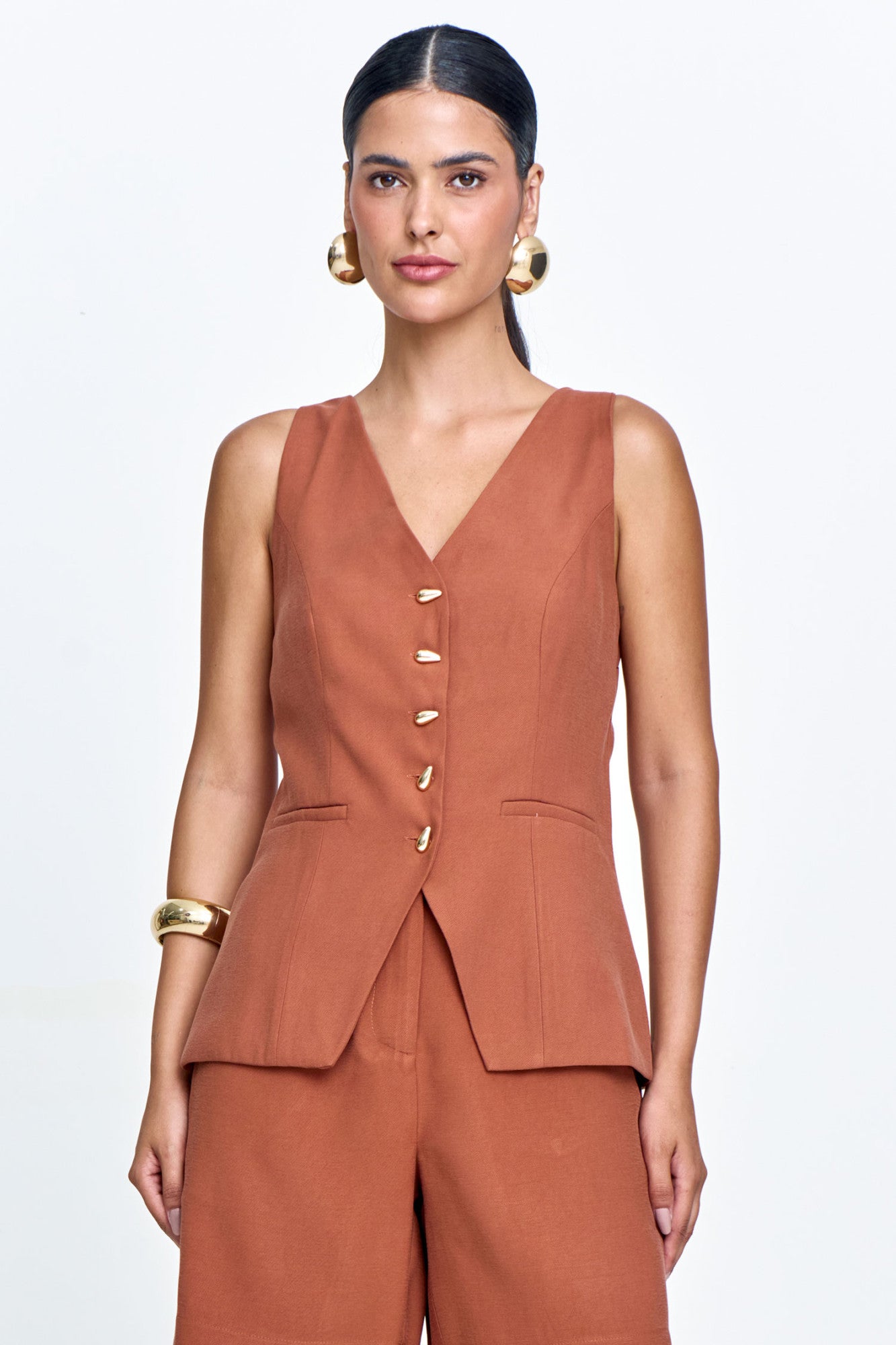 Colete Alfaiataria com Bolso e Botões