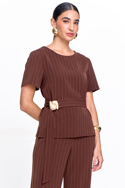 Blusa Alfaiataria Risca de Giz em Fio Metalizado com Faixa Marrom