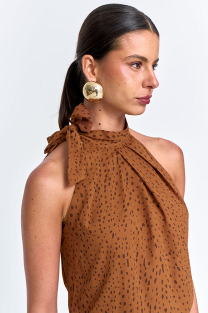 Blusa Cava Americana Crepe com Amarração Estampada Caramelo