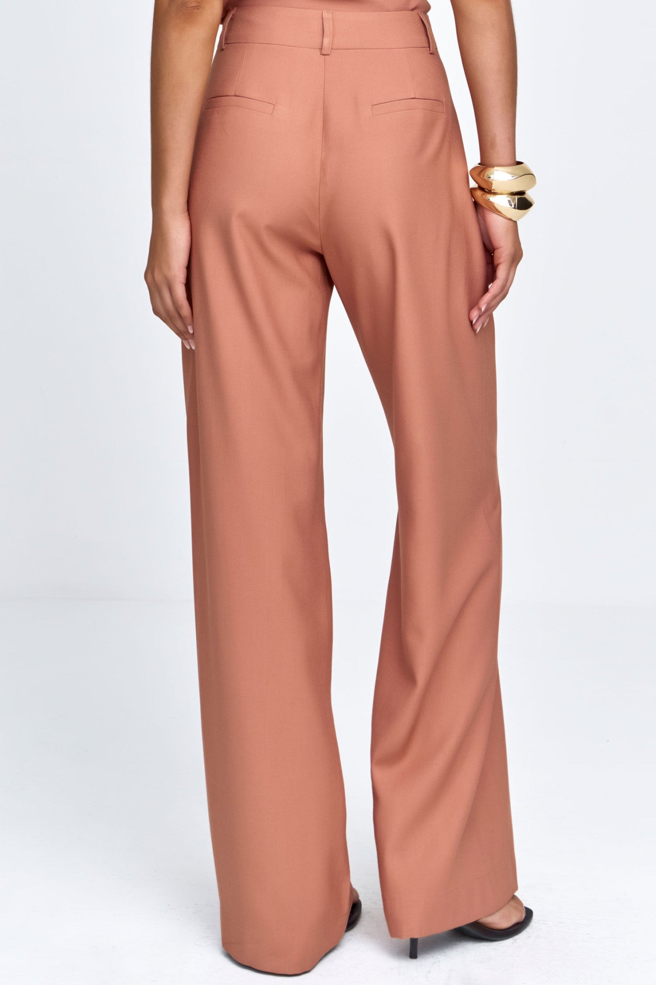 Calça Feminina Wide Lag de Alfaiataria Viscose Mista com Bolso Marrom Claro