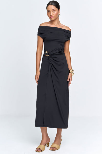 Vestido Ombro a Ombro de Malha com Detalhe Passante com Franzido e Fenda Preto