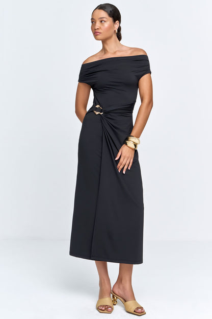 Vestido Ombro a Ombro de Malha com Detalhe Passante com Franzido e Fenda Preto