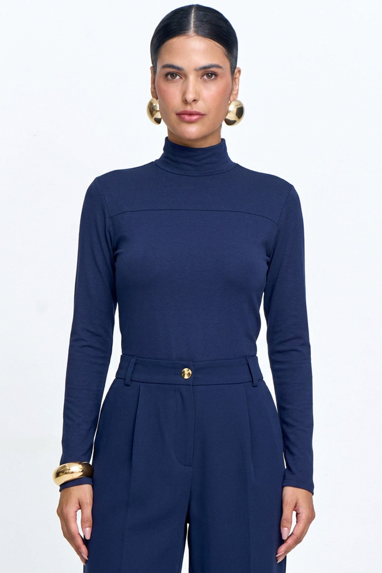 Blusa Malha Canelada Gola Alta Recorte Frontal