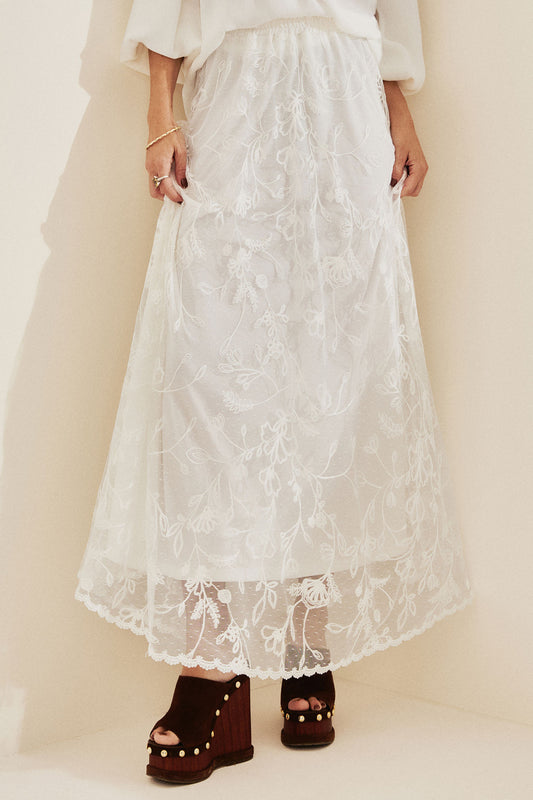 Saia Renda Bordada Evasê Off White
