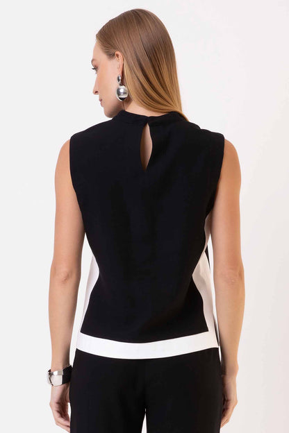 Blusa Alfaiataria com Recorte Lateral em Contraste