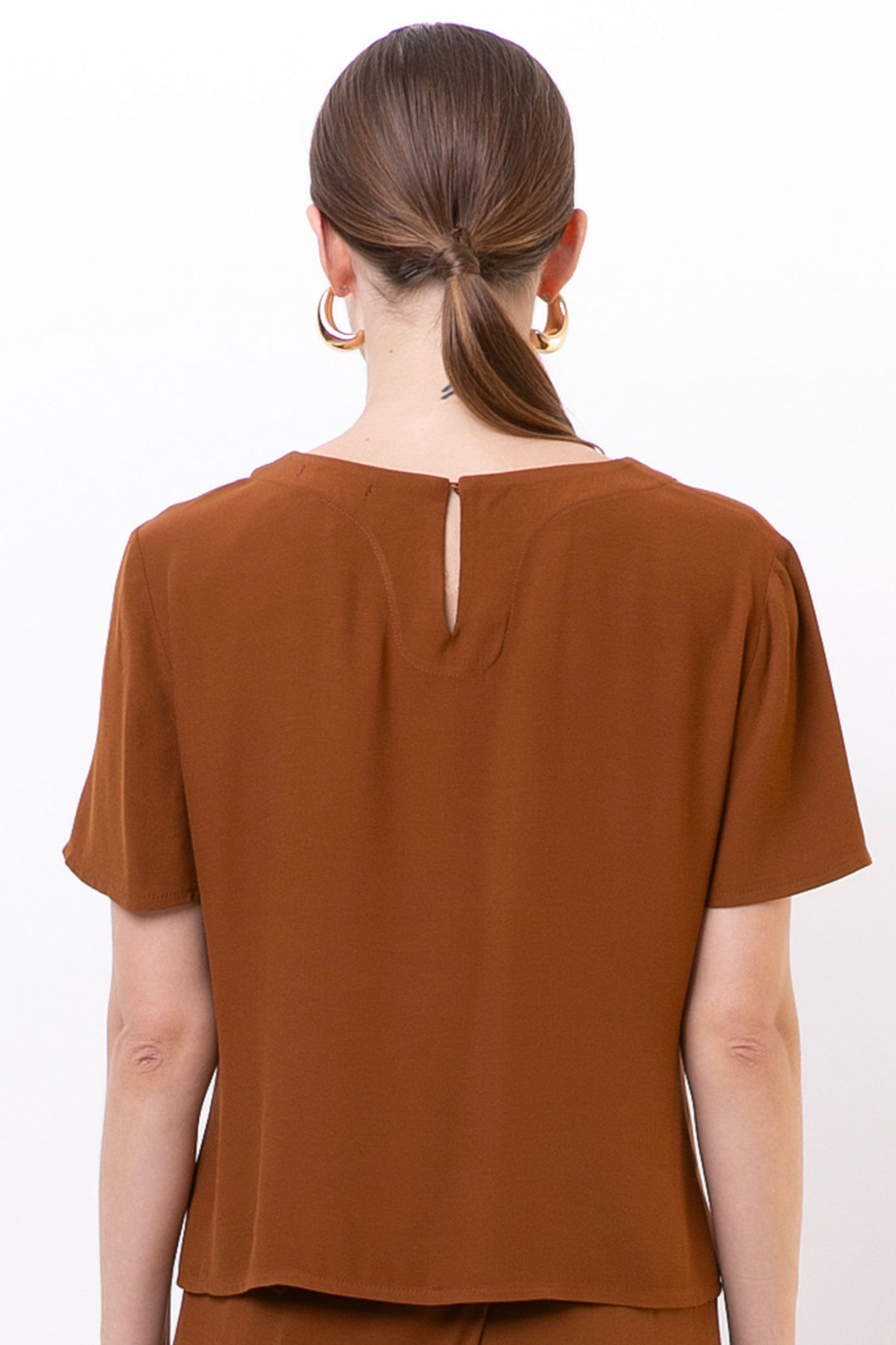Blusa Viscose Acetinada Marrom