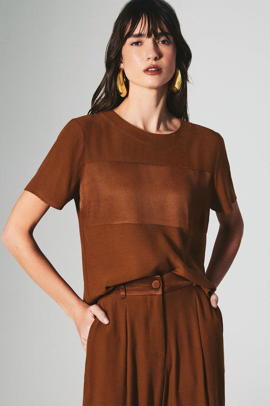 Blusa Viscose Acetinada Marrom