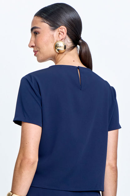 Blusa Alfaiataria Recorte Frontal e Prespontos Marinho