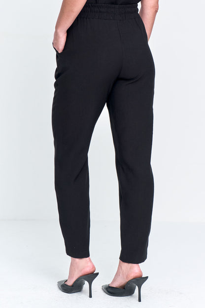 Calça Reta em Alfaiataria com Elástico e Cordão