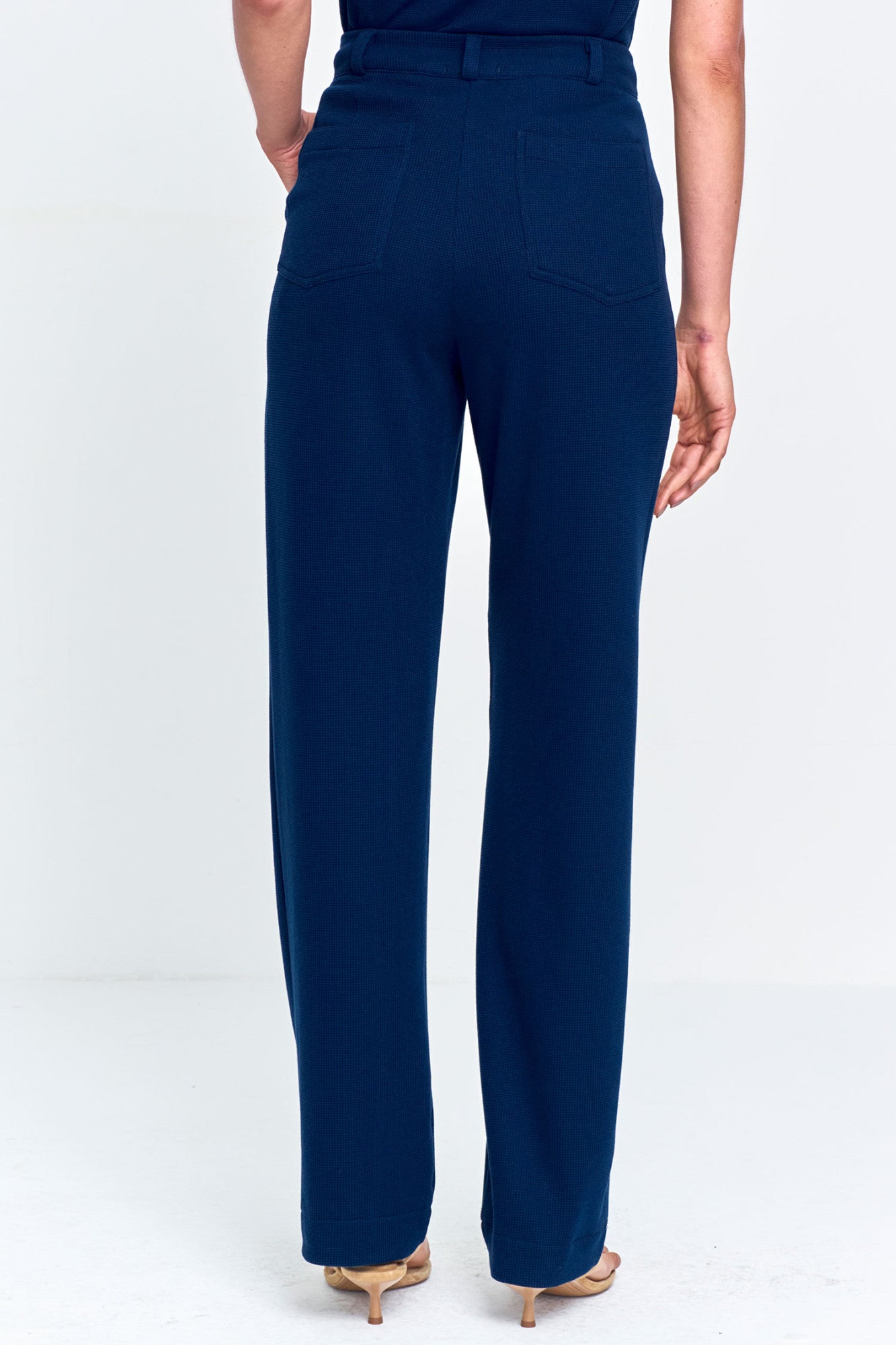 Calça Feminina em Malha Piquet com Bolsos Frontais Marinho