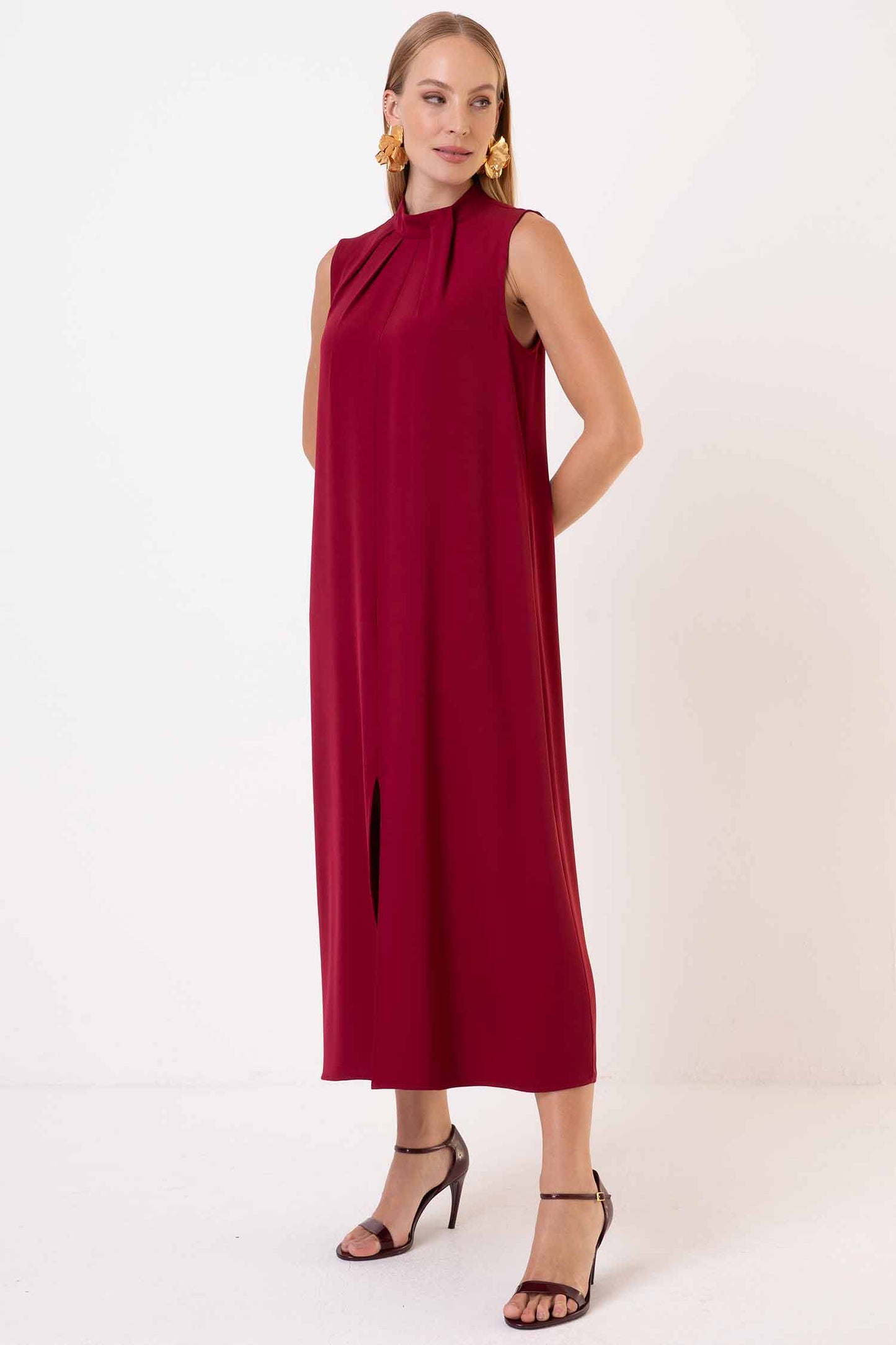 Vestido Alfaiataria C/ Pregas e Fenda na Frente