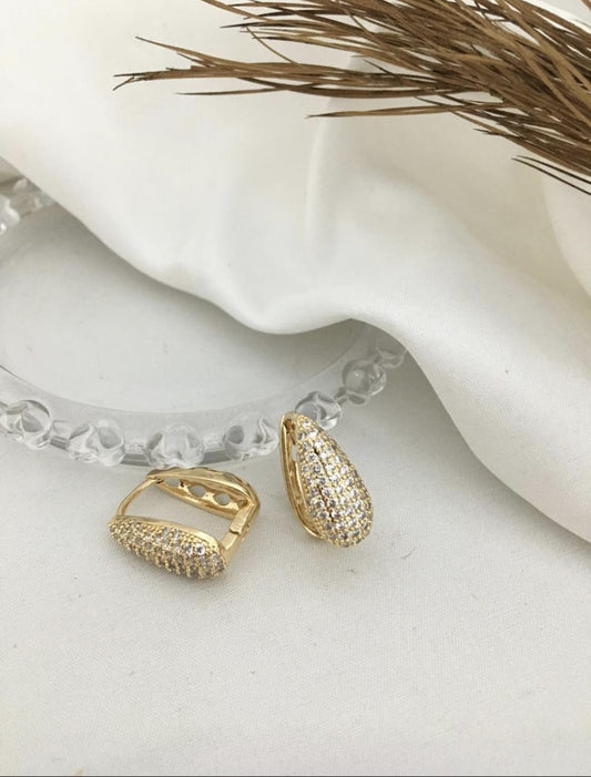 Brinco Gota Zirconia