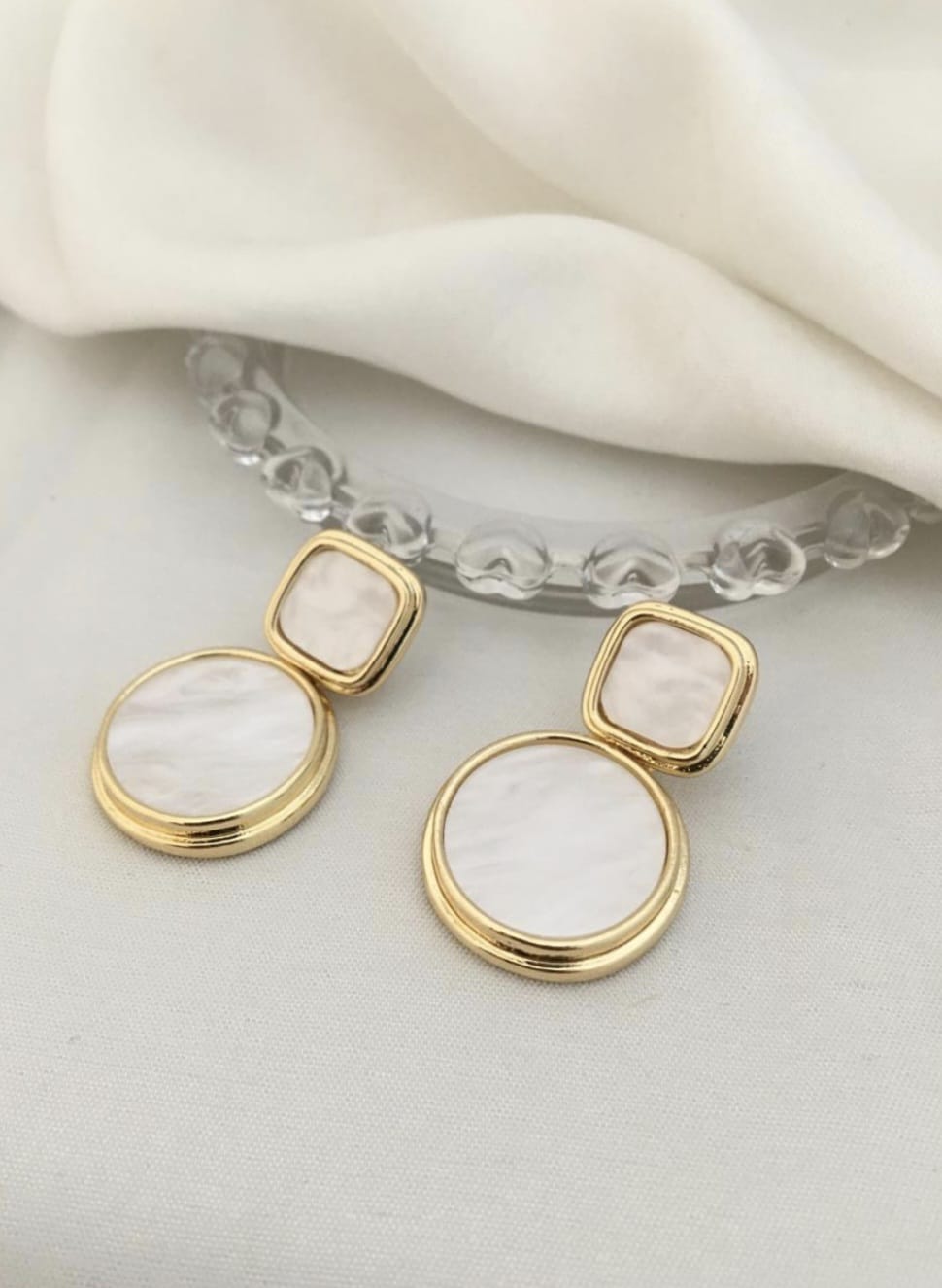 Brinco Esmaltado Branco