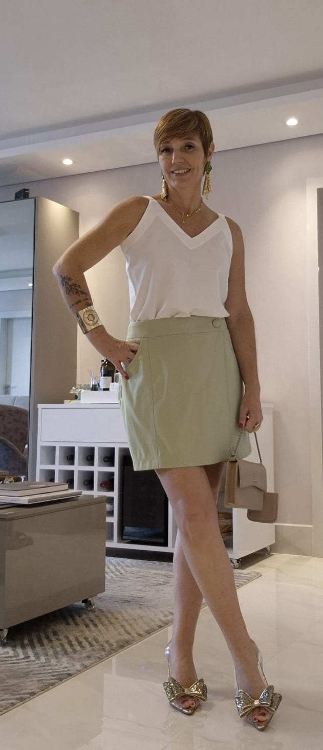 SHORT SAIA VISCOSE VERDE