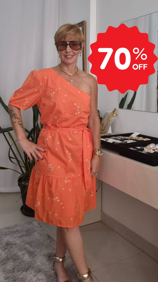VESTIDO BORDADO UM OMBRO SÓ COM CINTO